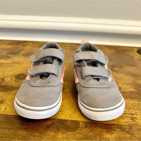Vans Old Skool Gray Pink Ward V sneakers size 10 toddler - Picture 3 of 6